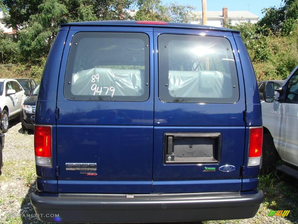 2009 E Series Van E350 Super Duty XL Extended Passenger - Dark Blue Pearl / Medium Flint photo #5