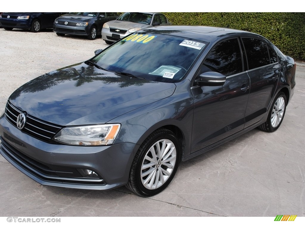 2015 Jetta SE Sedan - Platinum Gray Metallic / Titan Black photo #4