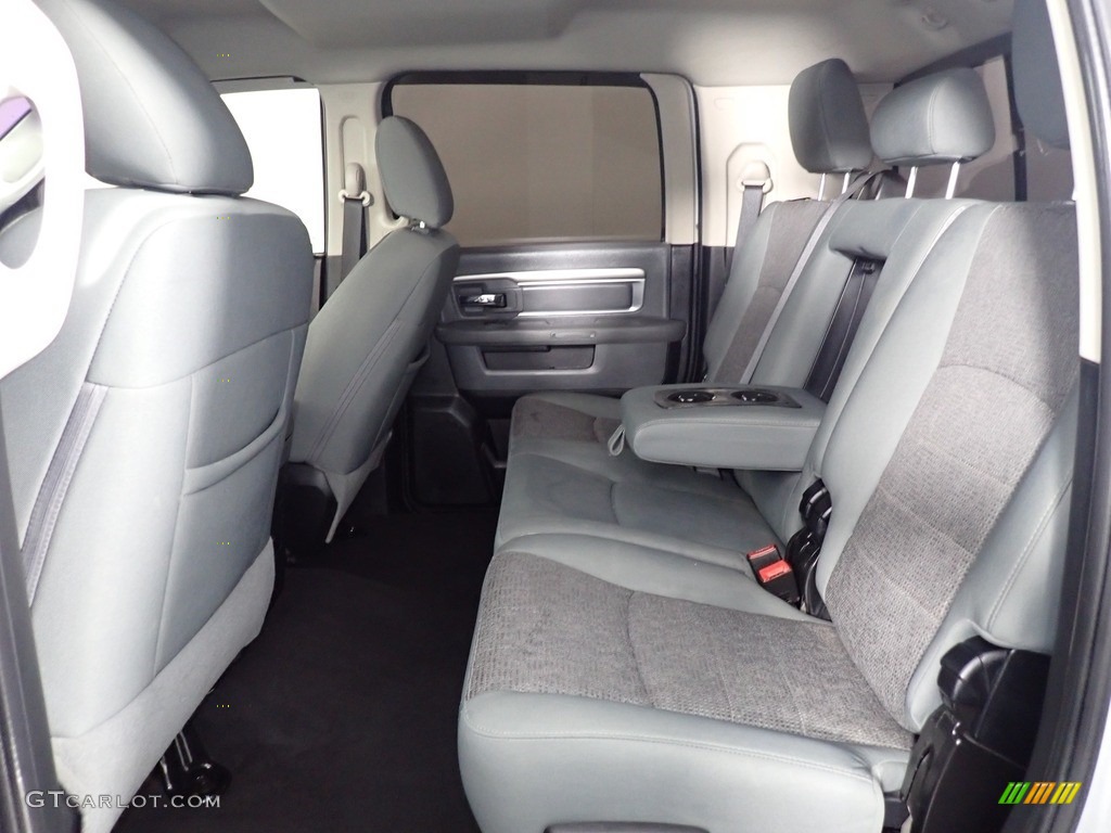 Black/Diesel Gray Interior 2016 Ram 2500 Big Horn Crew Cab 4x4 Photo #140772125