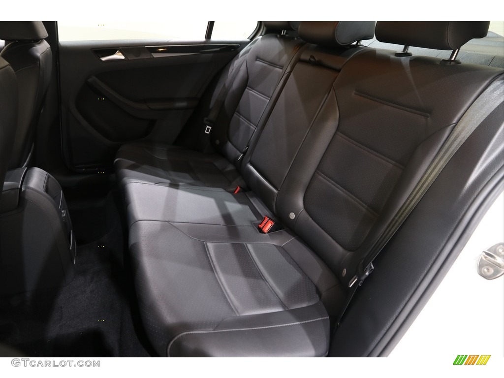 2018 Jetta SE Sport - Pure White / Titan Black photo #15