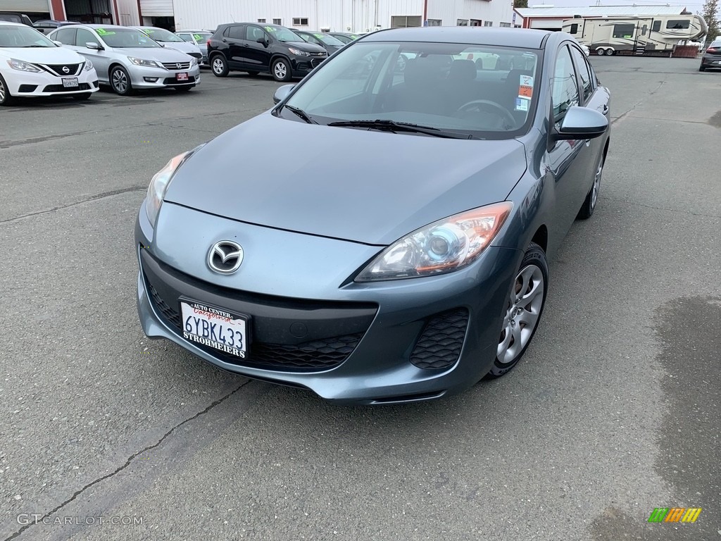 2013 MAZDA3 i Sport 4 Door - Dolphin Gray Mica / Black photo #3