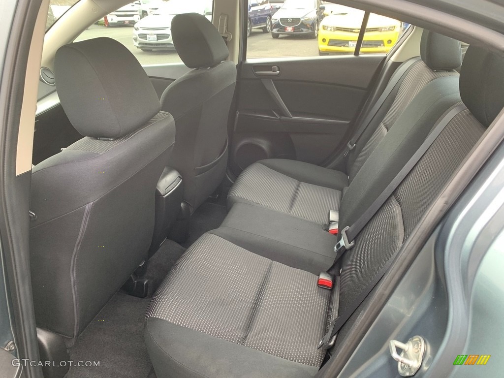 2013 MAZDA3 i Sport 4 Door - Dolphin Gray Mica / Black photo #9