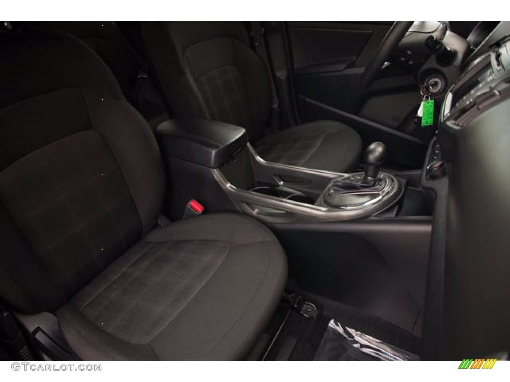 2011 Sportage LX - Sand Track / Black photo #23
