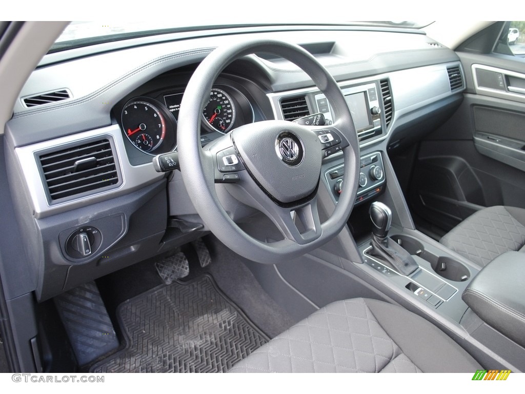 2018 Volkswagen Atlas S Titan Black Dashboard Photo #140779727