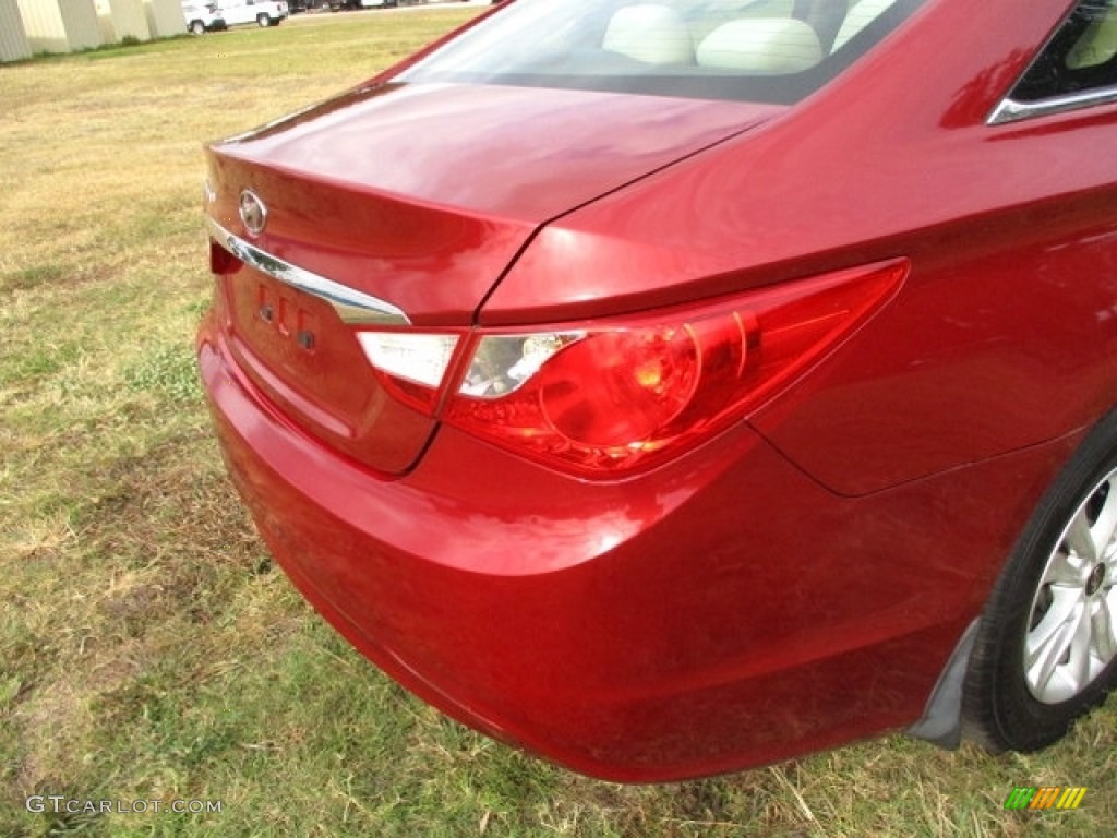 2013 Sonata GLS - Sparkling Ruby / Camel photo #30