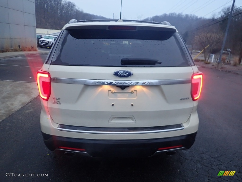 2018 Explorer XLT 4WD - Platinum Dune / Ebony Black photo #3
