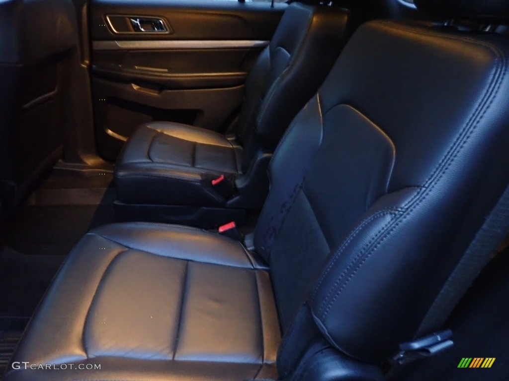 2018 Explorer XLT 4WD - Platinum Dune / Ebony Black photo #17