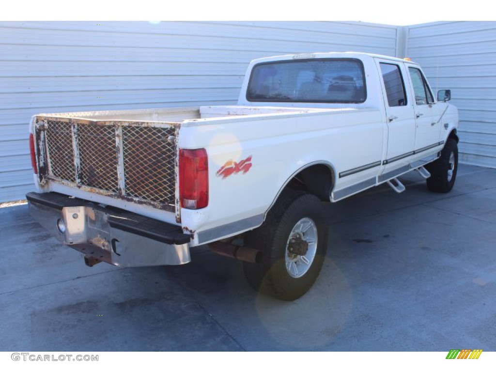 1996 F350 XLT Crew Cab 4x4 - Oxford White / Red photo #8