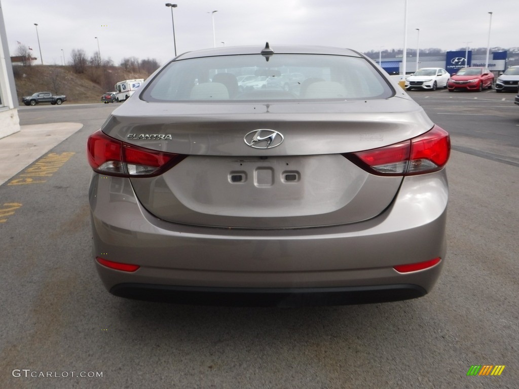 2016 Elantra Value Edition - Desert Bronze / Beige photo #9