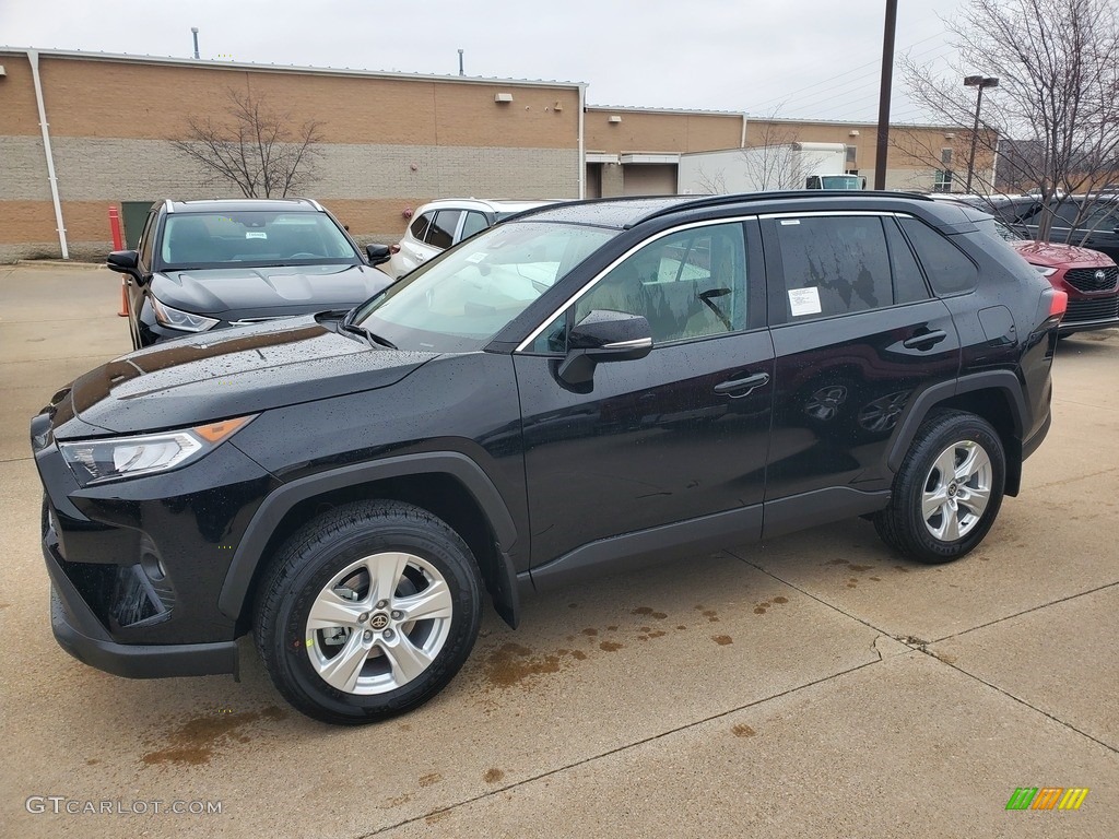 2021 RAV4 XLE AWD - Midnight Black Metallic / Nutmeg photo #1
