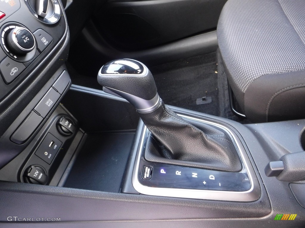 2020 Accent SE - Olympus Silver / Black photo #15