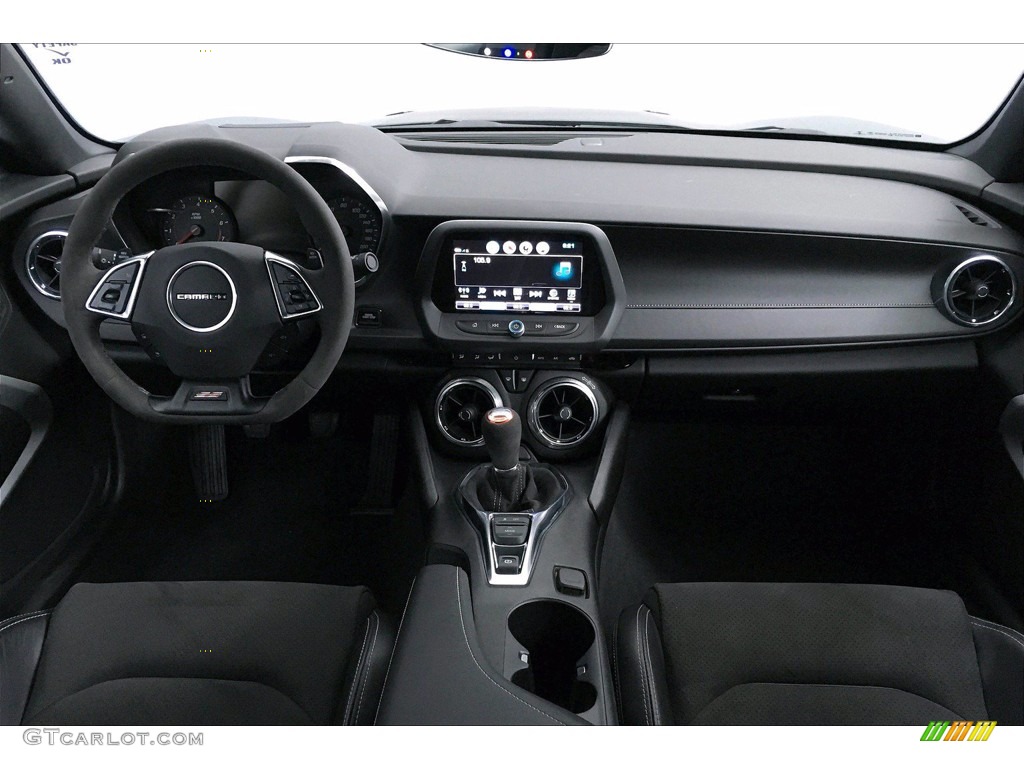 2018 Chevrolet Camaro SS Coupe Jet Black Dashboard Photo #140790260
