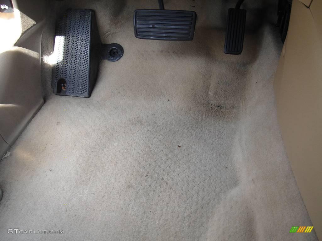 2004 Civic Value Package Sedan - Vivid Blue Pearl / Ivory Beige photo #26