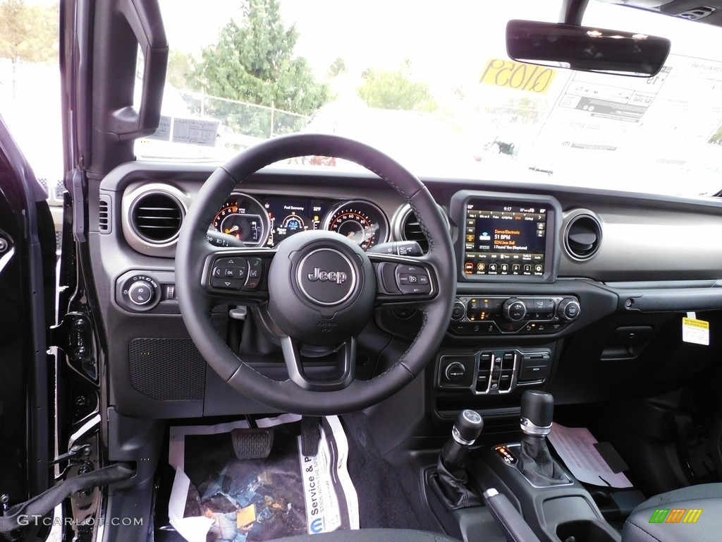 2021 Gladiator Willys 4x4 - Black / Black photo #12