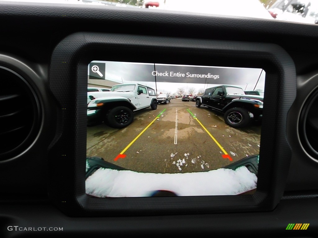 2021 Gladiator Willys 4x4 - Black / Black photo #16