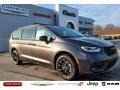 2021 Granite Crystal Metallic Chrysler Pacifica Touring L  photo #1