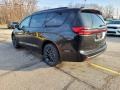 2021 Brilliant Black Crystal Pearl Chrysler Pacifica Touring L  photo #11