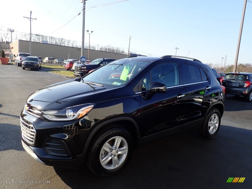 Mosaic Black Metallic Chevrolet Trax