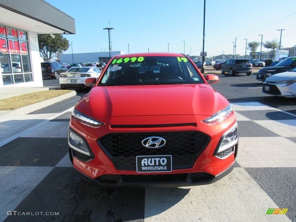 2019 Kona SE - Sunset Orange / Black photo #2