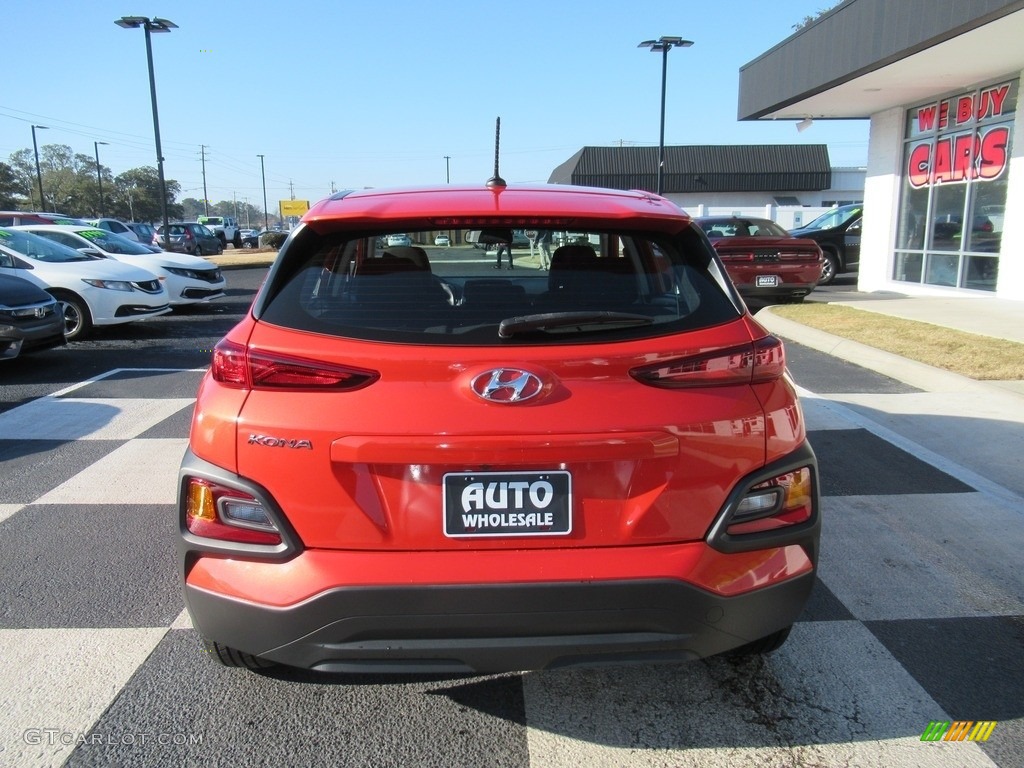 2019 Kona SE - Sunset Orange / Black photo #4