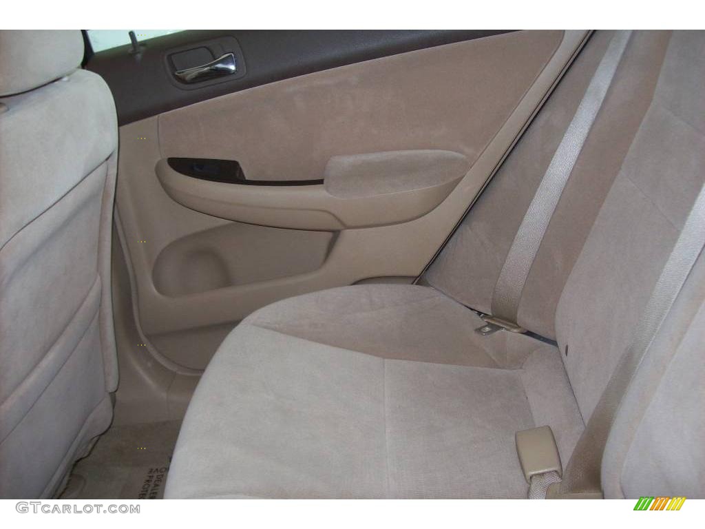 2007 Accord SE Sedan - Nighthawk Black Pearl / Ivory photo #14