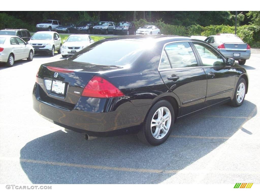 2007 Accord SE Sedan - Nighthawk Black Pearl / Ivory photo #21