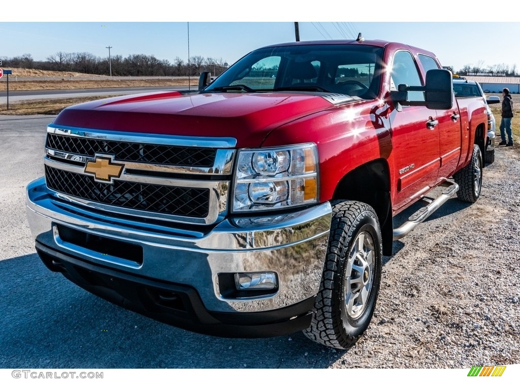 2013 Silverado 2500HD LT Crew Cab 4x4 - Victory Red / Ebony photo #8