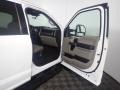 Oxford White - F250 Super Duty XLT Crew Cab 4x4 Photo No. 37