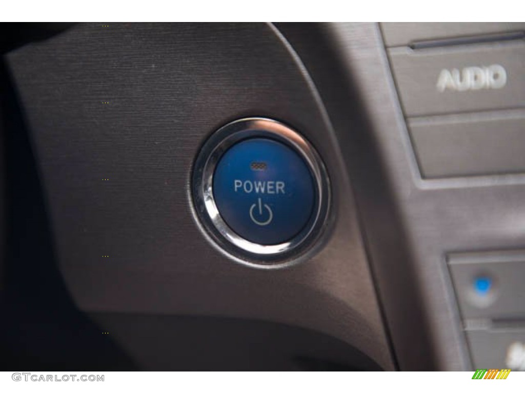 2015 Prius Two Hybrid - Classic Silver Metallic / Misty Gray photo #14