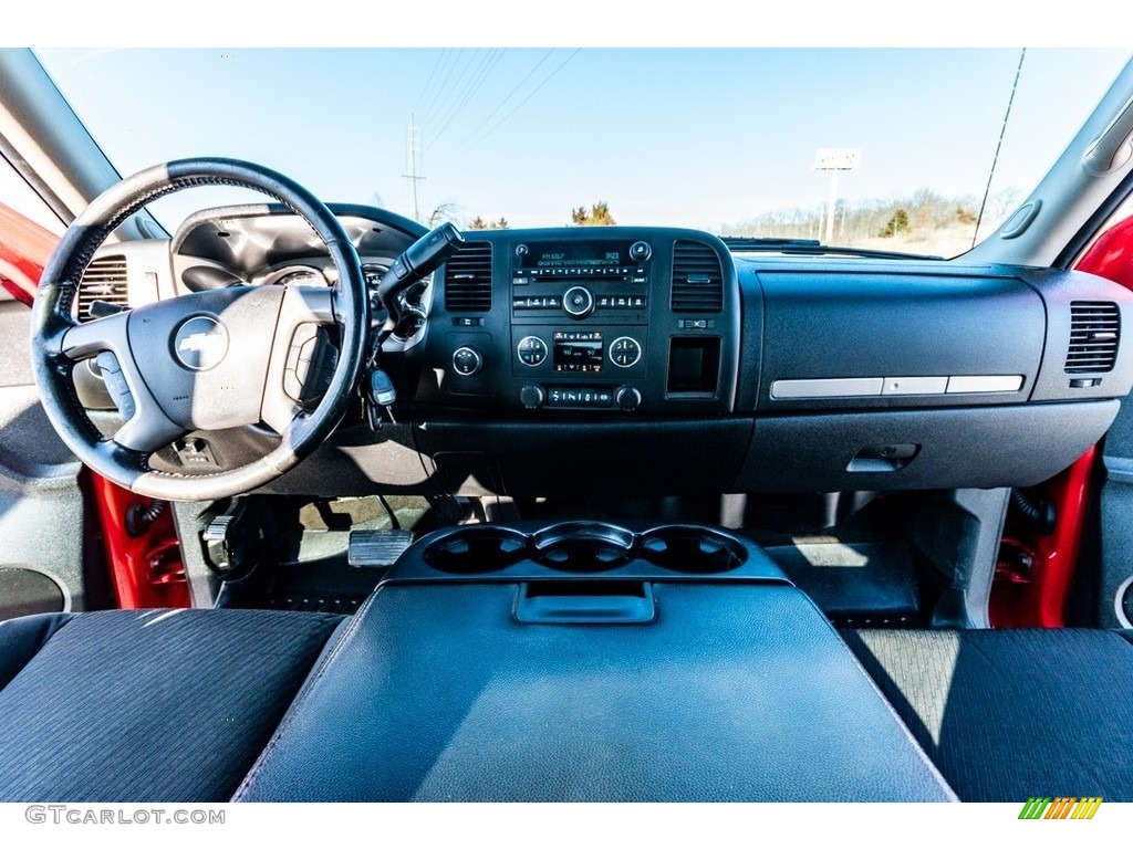2013 Silverado 2500HD LT Crew Cab 4x4 - Victory Red / Ebony photo #32