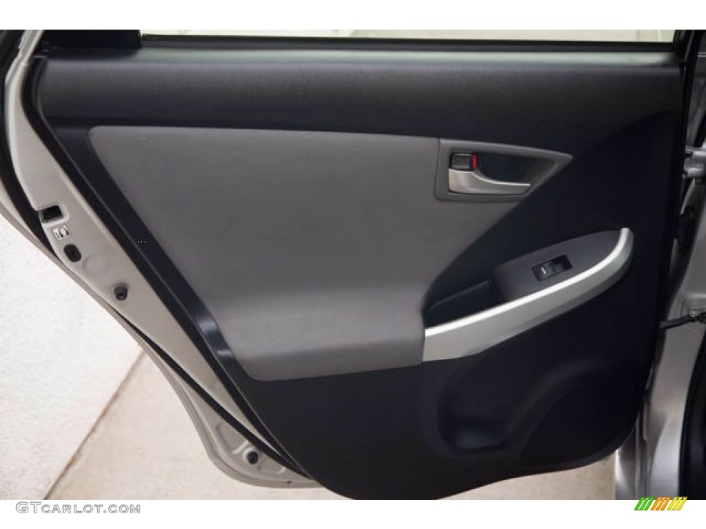 2015 Prius Two Hybrid - Classic Silver Metallic / Misty Gray photo #27