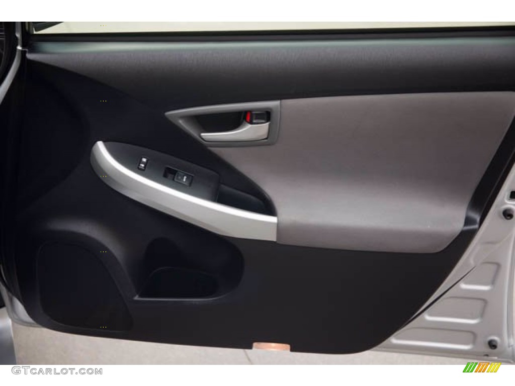 2015 Prius Two Hybrid - Classic Silver Metallic / Misty Gray photo #29