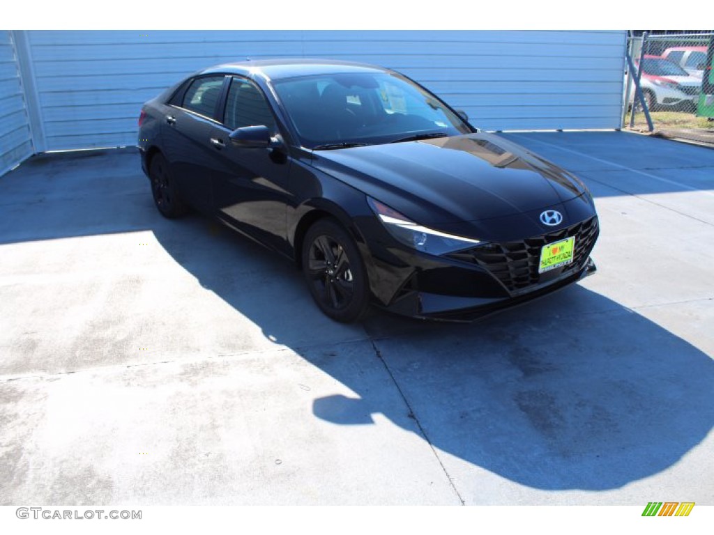 2021 Elantra SEL - Phantom Black / Black photo #2