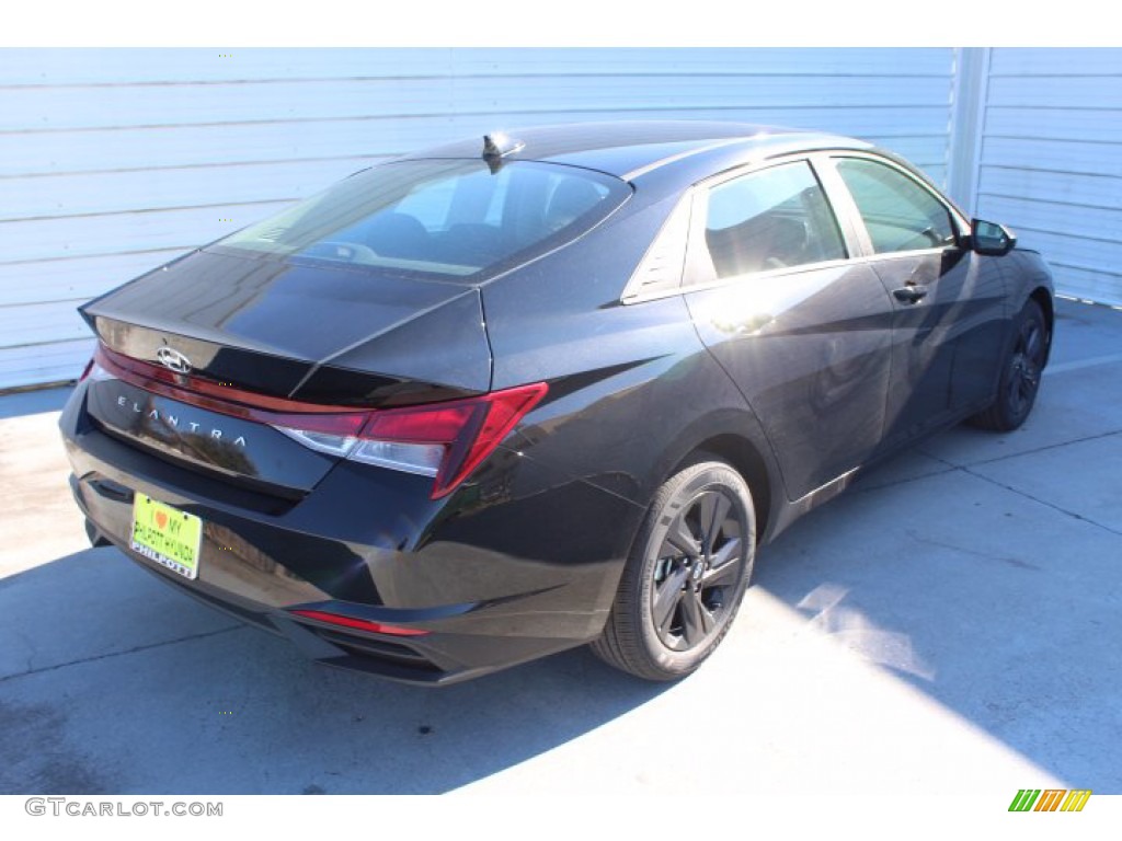 2021 Elantra SEL - Phantom Black / Black photo #8