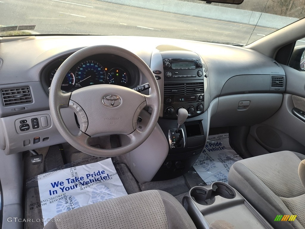 2006 Sienna LE - Nautical Blue Metallic / Stone Gray photo #10