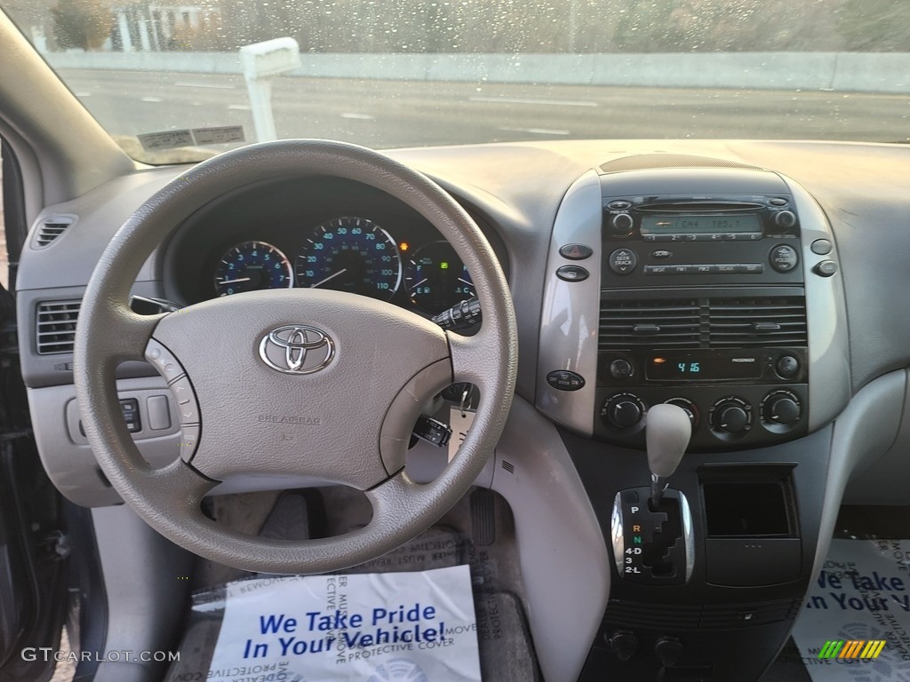 2006 Sienna LE - Nautical Blue Metallic / Stone Gray photo #12