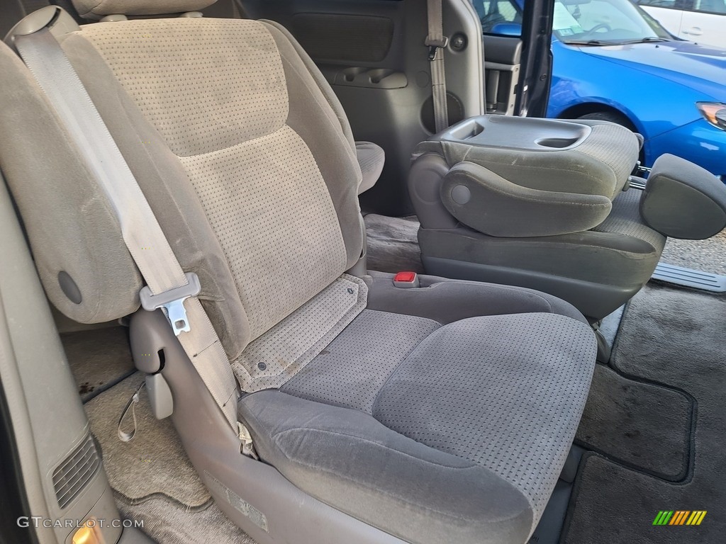 2006 Sienna LE - Nautical Blue Metallic / Stone Gray photo #18