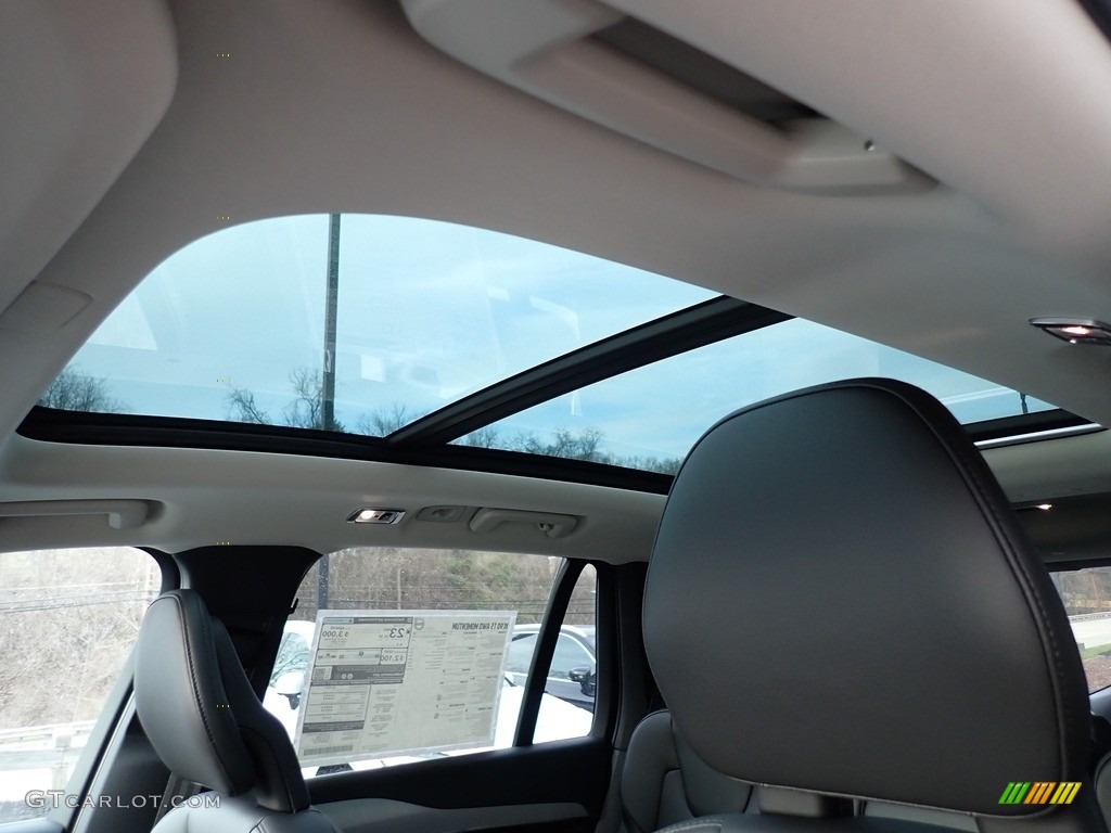 2021 Volvo XC90 T5 AWD Momentum Sunroof Photo #140805261