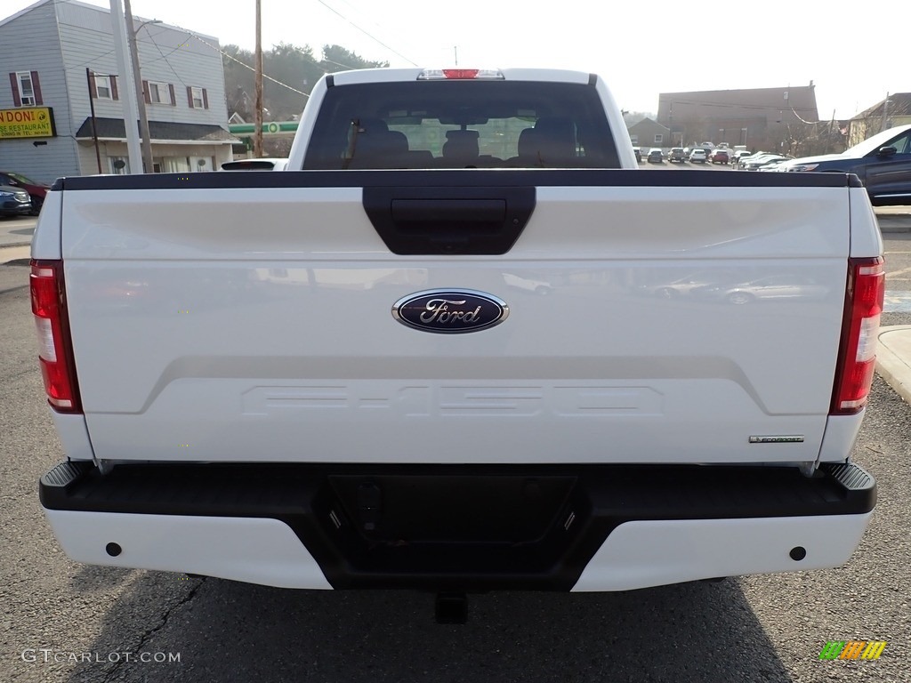 2019 F150 STX SuperCab 4x4 - Oxford White / Earth Gray photo #4