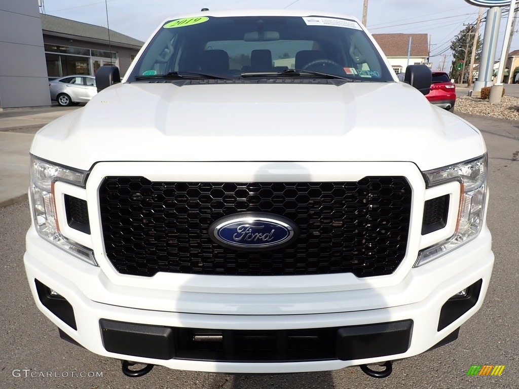 2019 F150 STX SuperCab 4x4 - Oxford White / Earth Gray photo #8