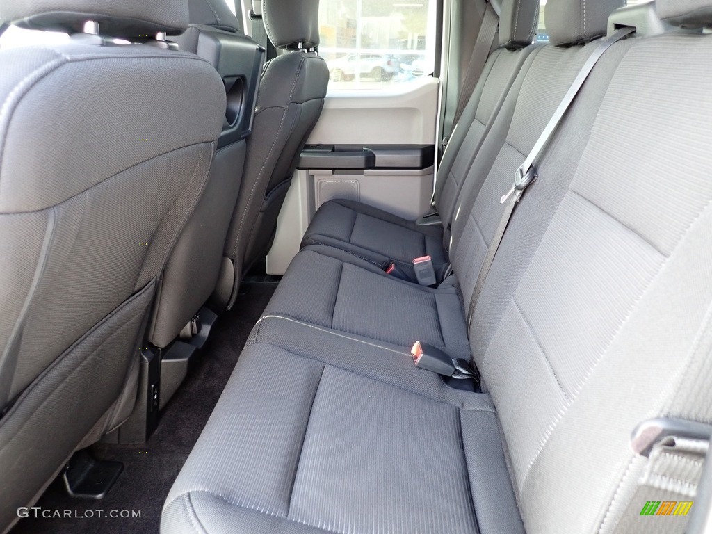 2019 F150 STX SuperCab 4x4 - Oxford White / Earth Gray photo #10