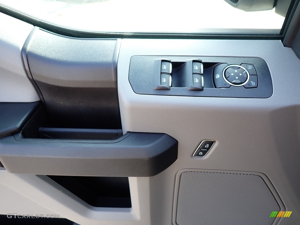 2019 F150 STX SuperCab 4x4 - Oxford White / Earth Gray photo #13