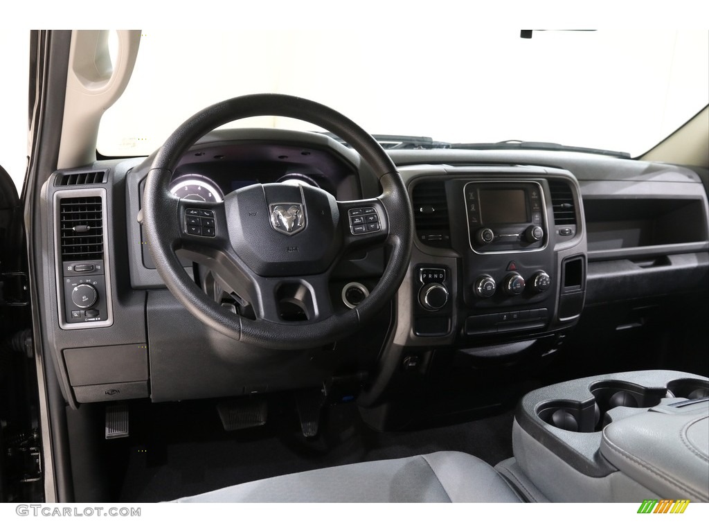 2016 Ram 1500 Express Quad Cab Dashboard Photos