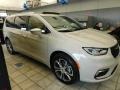 Luxury White Pearl 2021 Chrysler Pacifica Pinnacle AWD Exterior