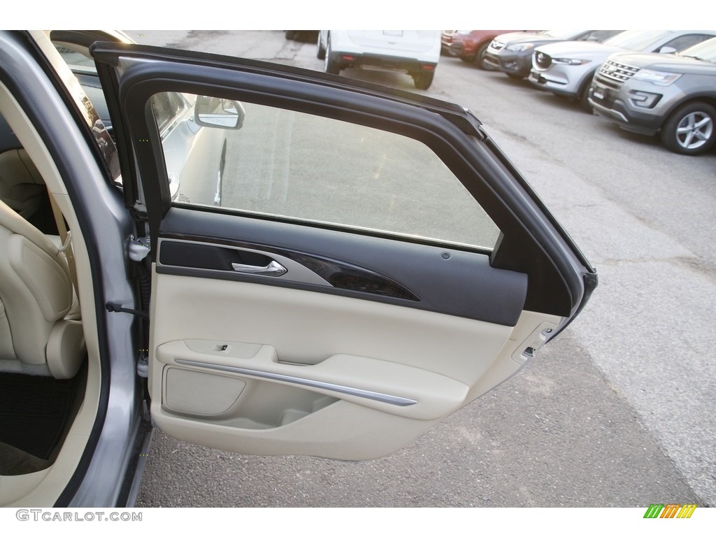 2015 Lincoln MKZ AWD Light Dune Door Panel Photo #140809895