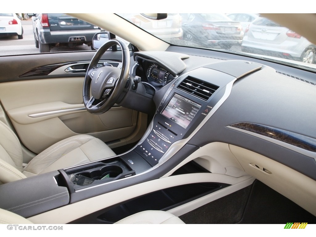 2015 Lincoln MKZ AWD Light Dune Dashboard Photo #140809919