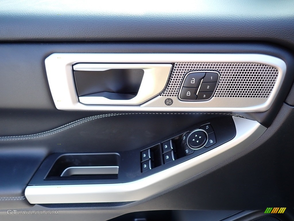 2021 Ford Explorer Limited Ebony Door Panel Photo #140811008