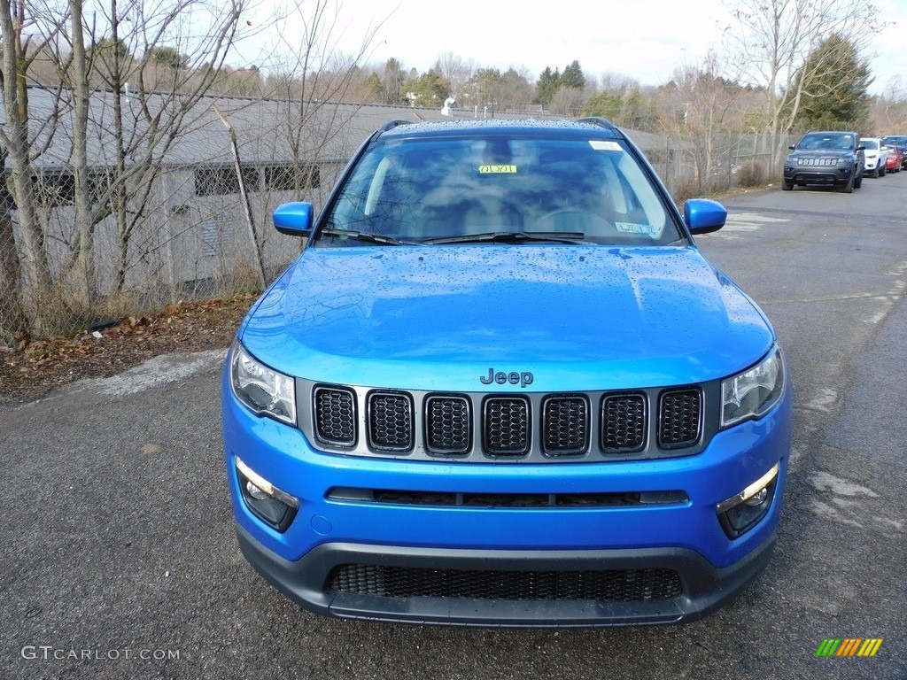 2021 Compass Latitude 4x4 - Laser Blue Pearl / Black photo #2