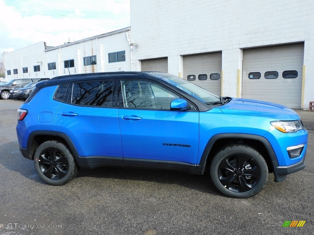 2021 Compass Latitude 4x4 - Laser Blue Pearl / Black photo #4