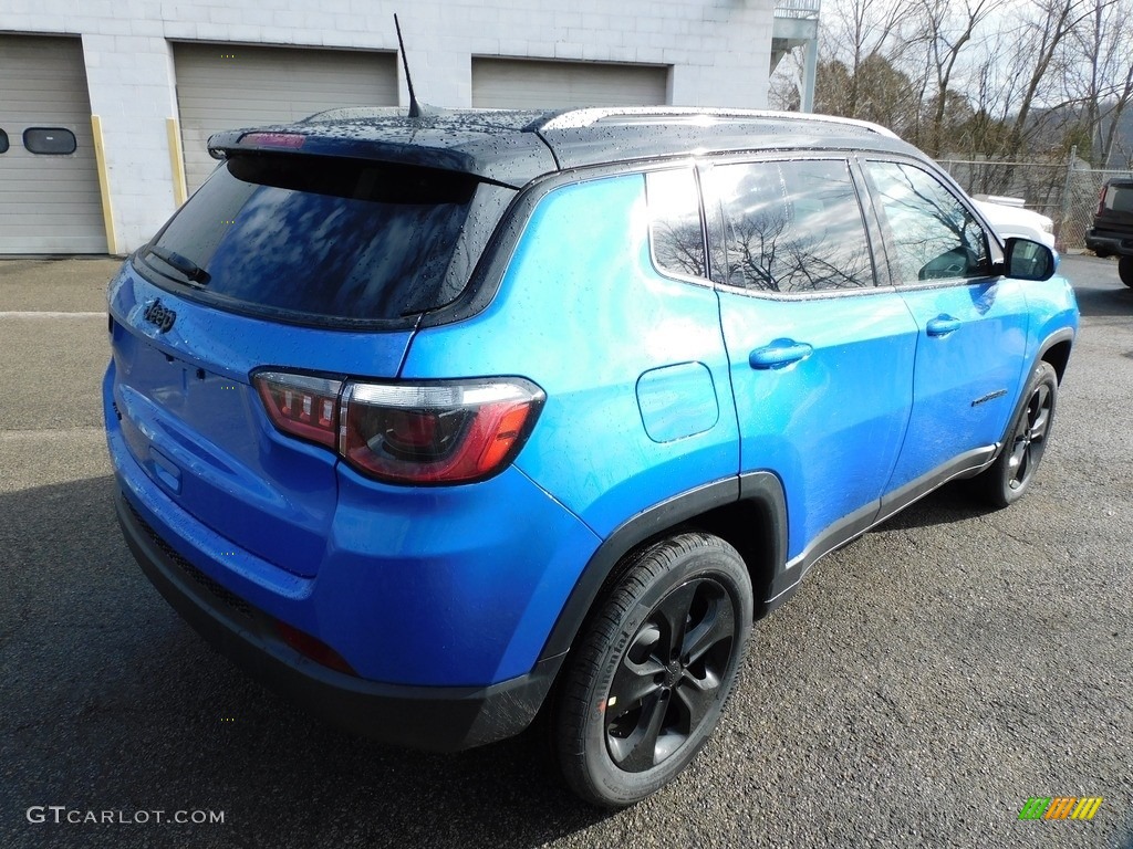 2021 Compass Latitude 4x4 - Laser Blue Pearl / Black photo #5